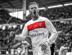 雄鹿不断突破！凯恩连续十二场比赛得分超越局势复杂，赢得满堂喝彩