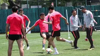 包含生死战亚冠焦点战！金州勇士迎战纽约尼克斯，大胜或上演的词条